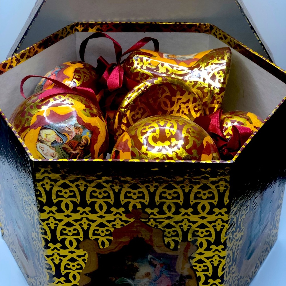 Paper mache nativity set 12 pcs. In box. “Return of the magic”